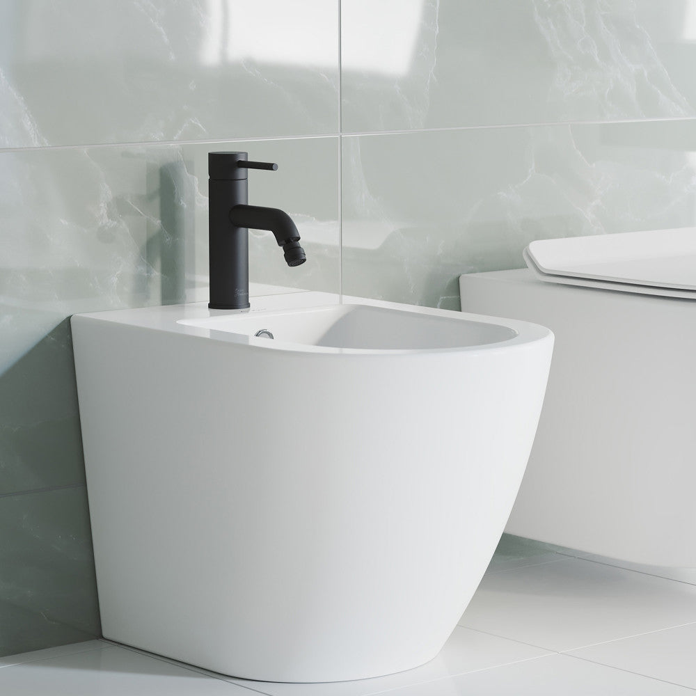 Ivy Bidet Faucet in Matte Black