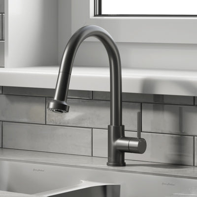 Nouvet Single Handle, Pull-Down Kitchen Faucet in Matte Black