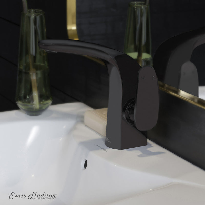 Chateau Single Hole, Single-Handle, Bathroom Faucet in Matte Black