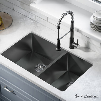 Rivage 33 x 20 Stainless Steel, Dual Basin, Undermount Kitchen Sink in Black