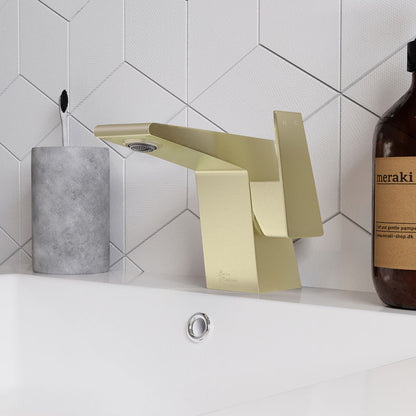 Carre Single Hole, Single-Handle, Bathroom Faucet in Brushed Gold