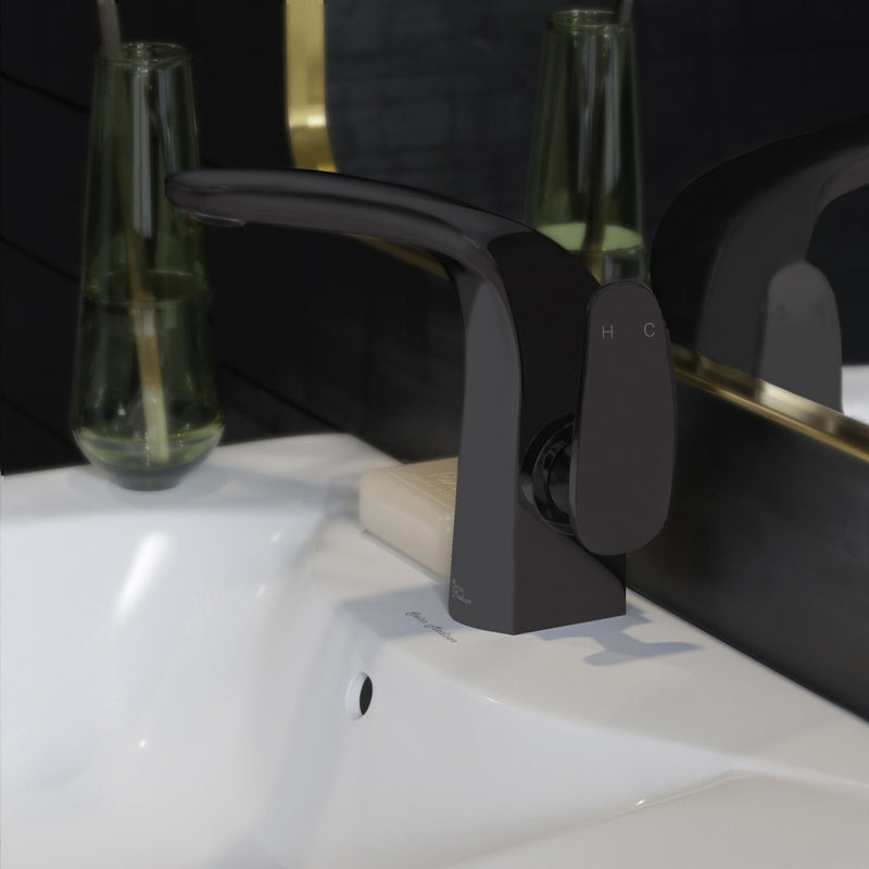 Chateau Single Hole, Single-Handle, Bathroom Faucet in Matte Black