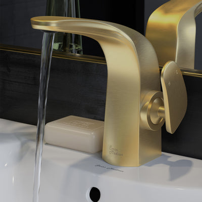 Chateau Single Hole, Single-Handle, Bathroom Faucet in Brushed Gold