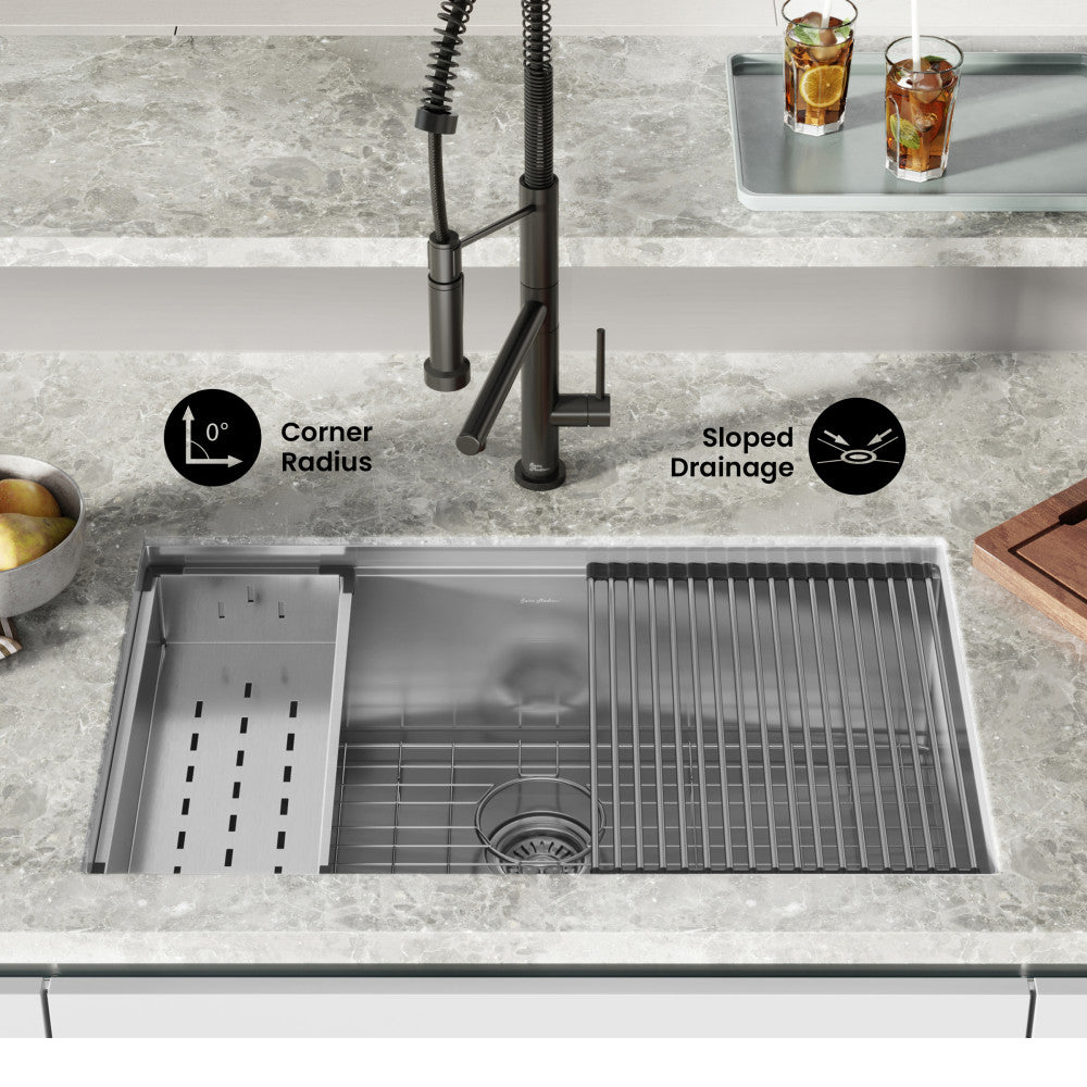 Tourner 32" 18 Gauge Stainless Steel Undermount Kitchen Sink in Matte Black