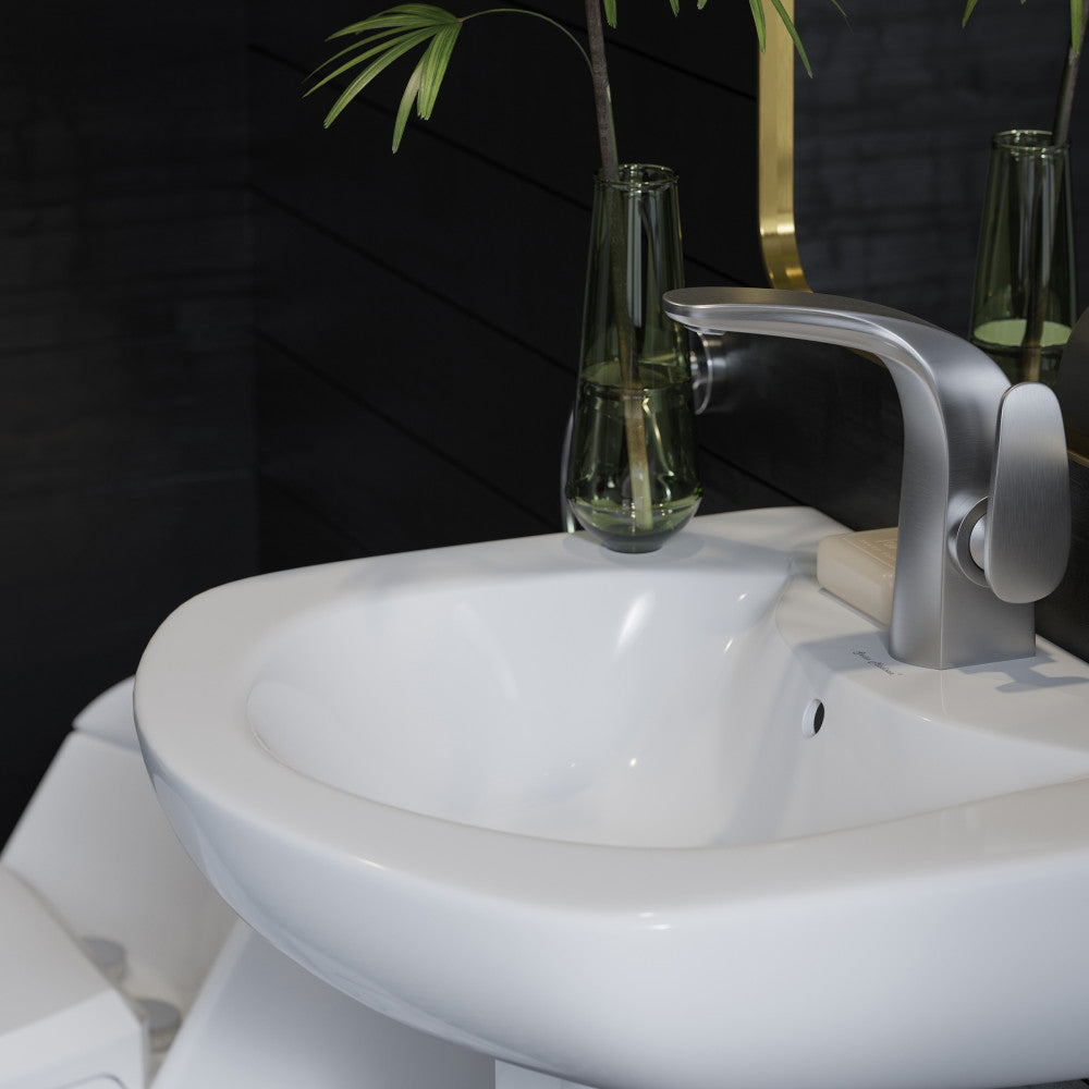 Chateau Single Hole, Single-Handle, Bathroom Faucet in Brushed Nickel
