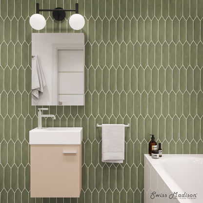 18-inch wall-mounted bathroom vanity in sandstone with single sink and soft-close doors.